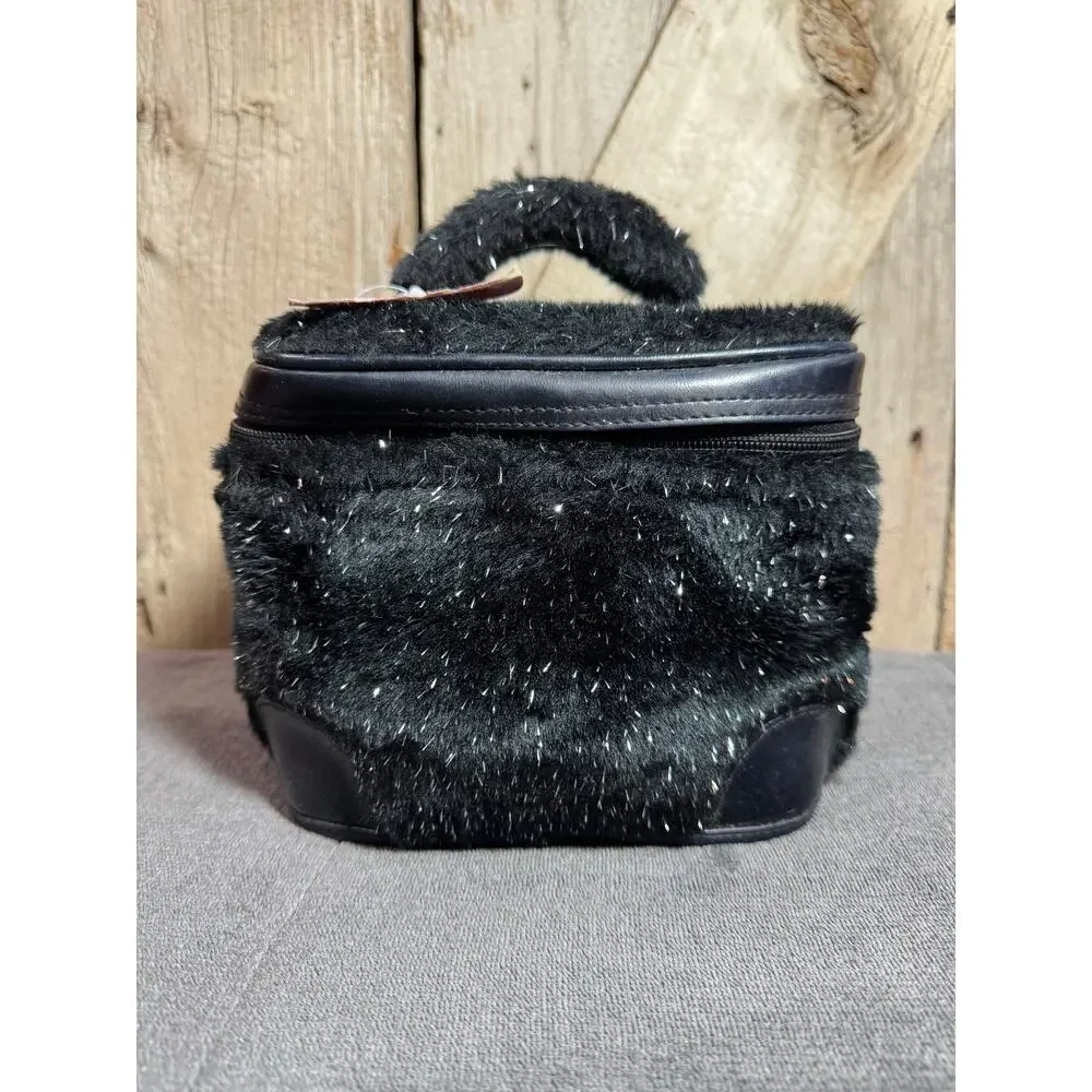NWOT Claires Faux Fur Plush & Vinyl Black Zipper Cosmetic Bag W/Handle 7